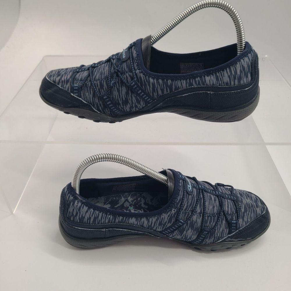 Skechers Women's Navy Slip On Memory Foam Athletic Flats US 8.5 SN: 23033 - Picture 3 of 9
